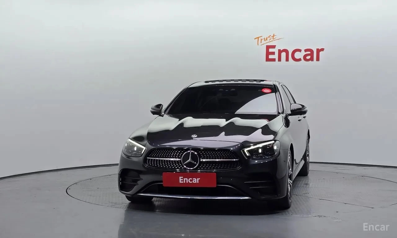Mercedes-Benz E 220 d 4MATIC AMG Line | АВТОФИНАНСИРАНЕ, снимка 3 - Автомобили и джипове - 56041769