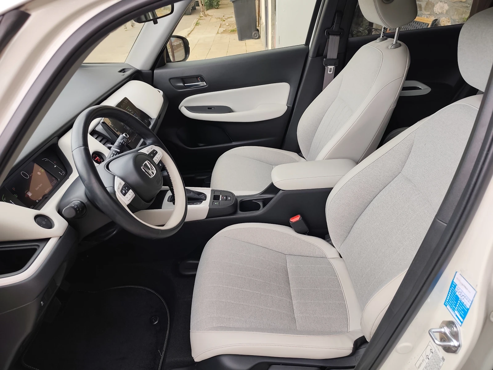 Honda Jazz 1.5 Hibrid, снимка 15 - Автомобили и джипове - 56238447