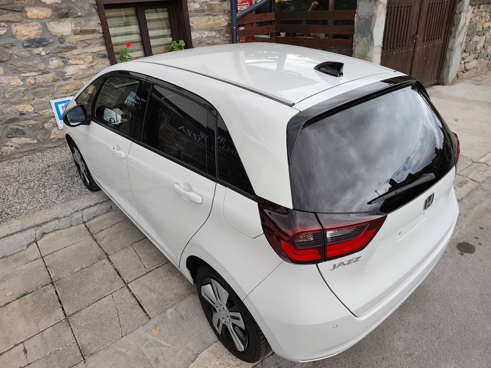 Honda Jazz 1.5 Hibrid, снимка 7 - Автомобили и джипове - 56238447