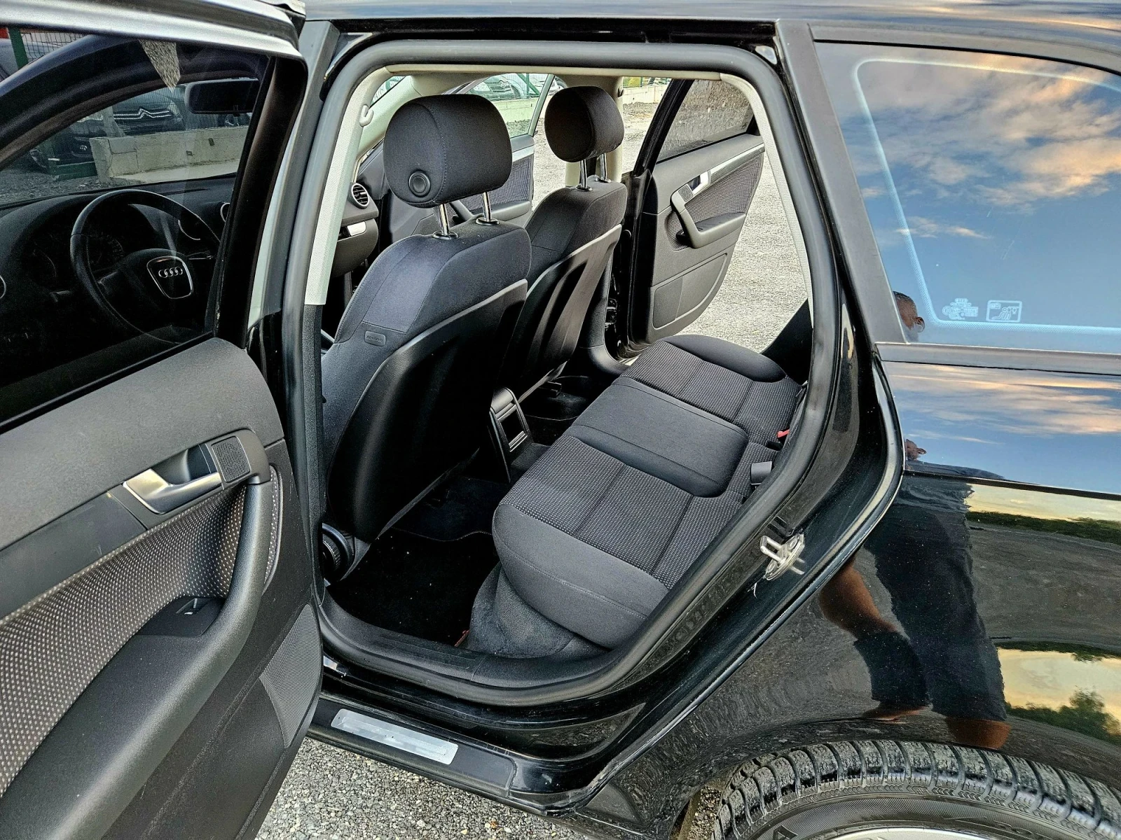 Audi A3 2.0 TDI  SPORTBAC, снимка 11 - Автомобили и джипове - 56260721