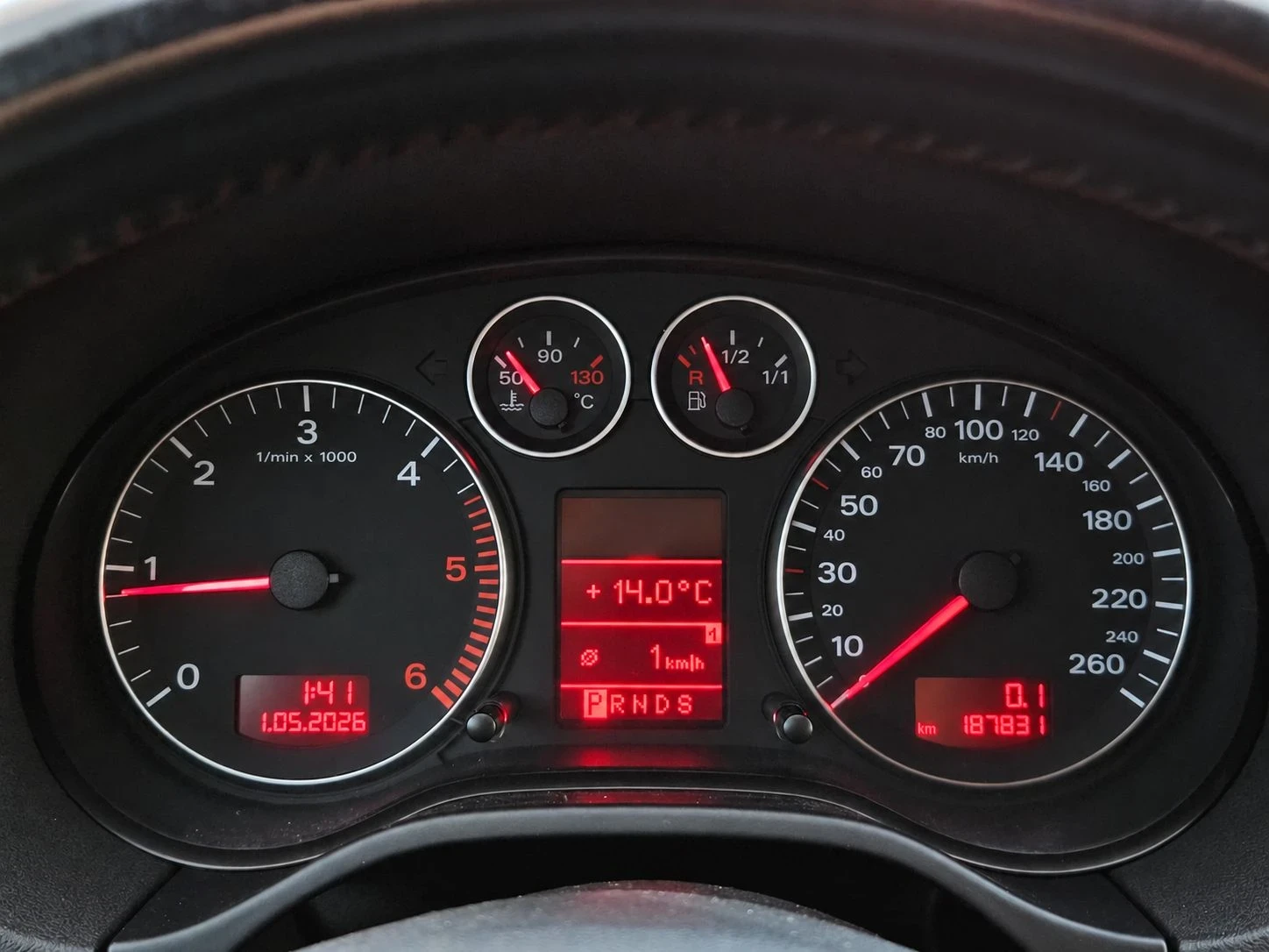Audi A3 2.0 TDI  SPORTBAC, снимка 13 - Автомобили и джипове - 56260721