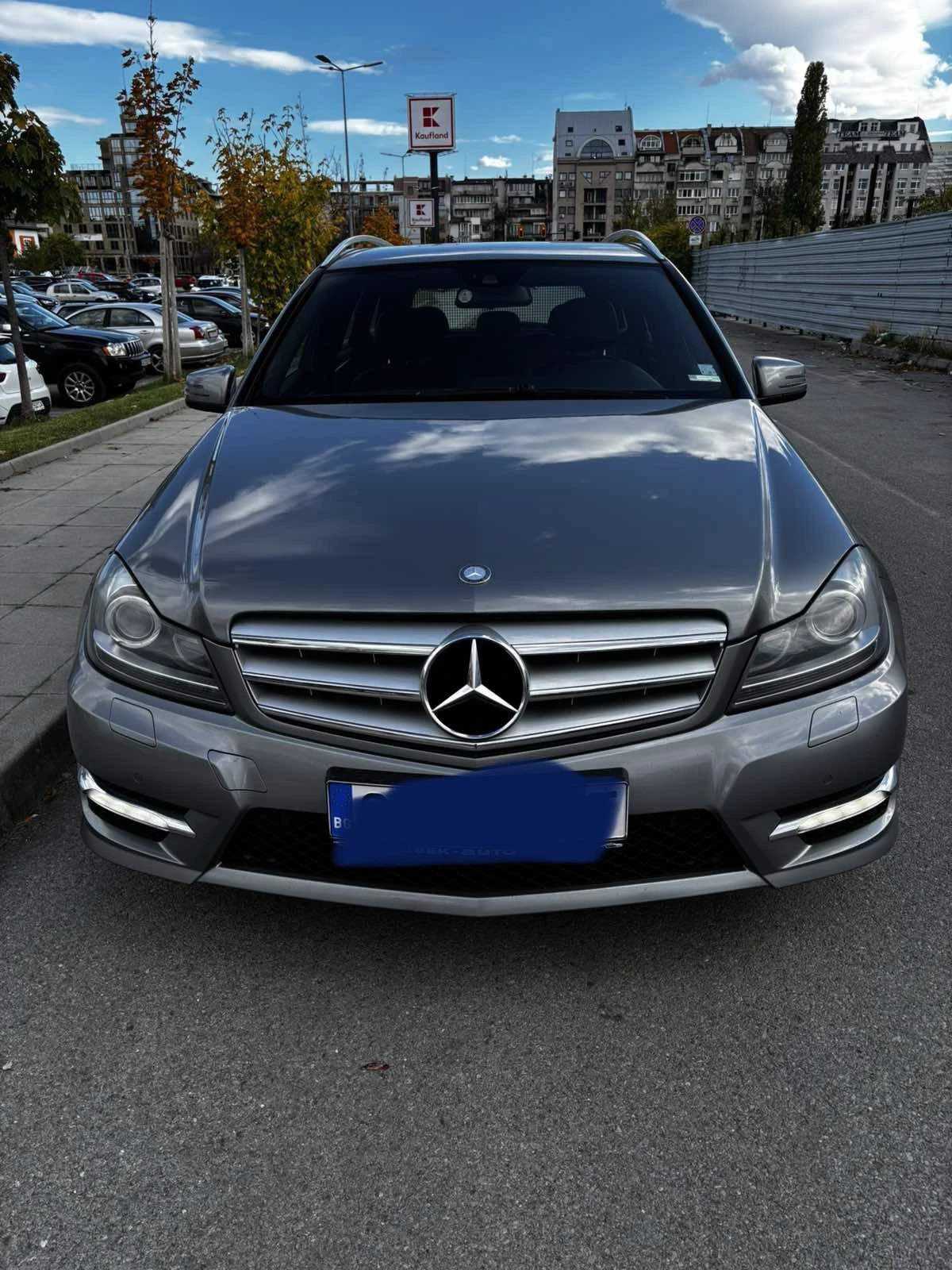 Mercedes-Benz C 200, снимка 2 - Автомобили и джипове - 56333888