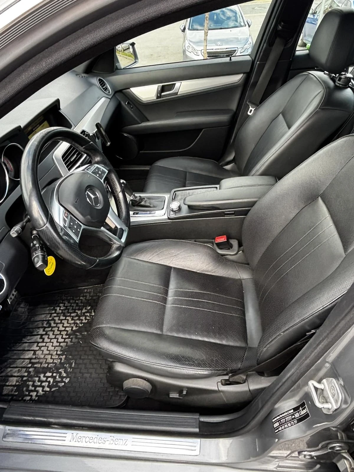 Mercedes-Benz C 200, снимка 9 - Автомобили и джипове - 56333888