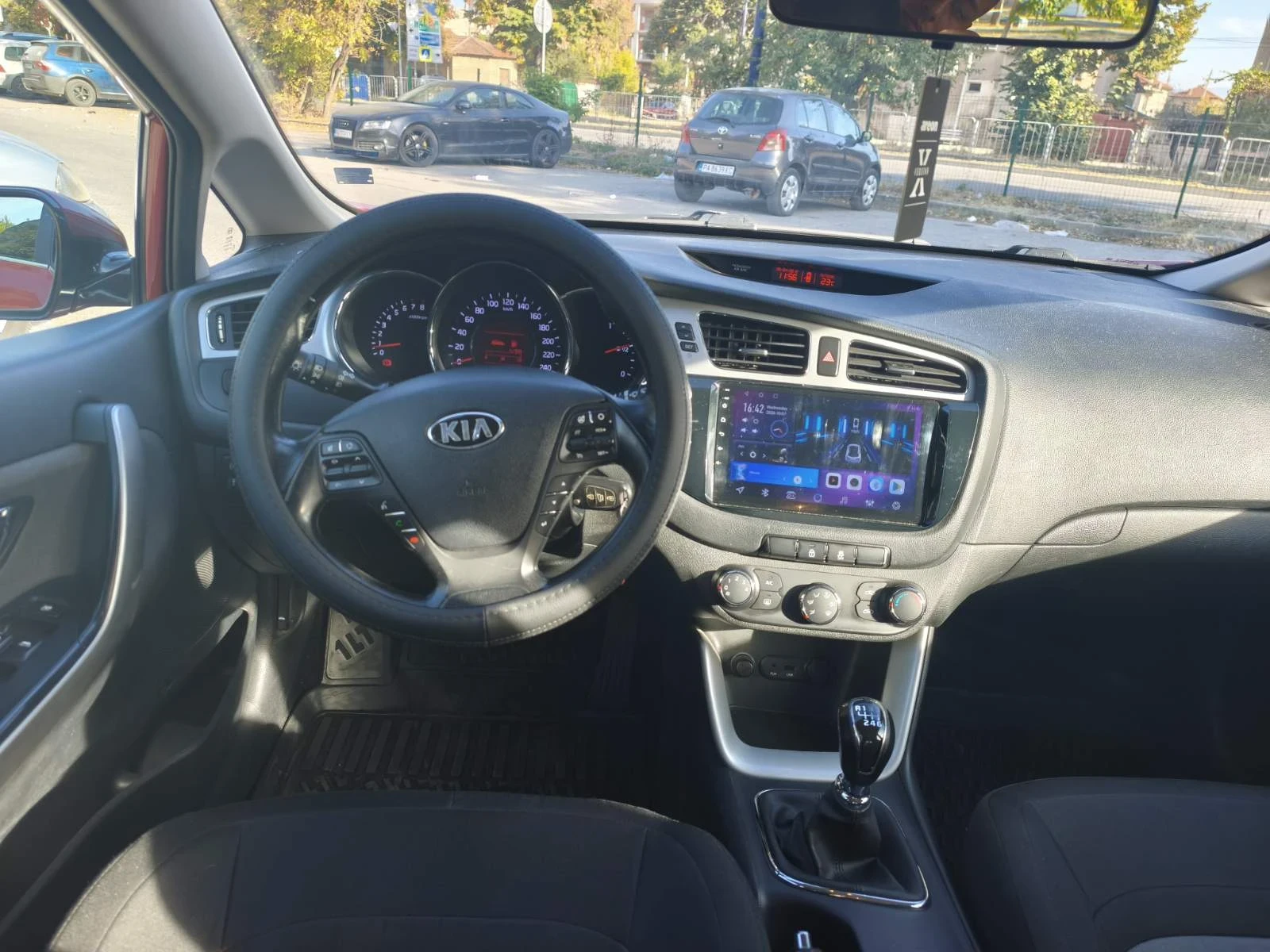 Kia Ceed 1.6 GDI БЕНЗИН реални километри, снимка 7 - Автомобили и джипове - 56395487