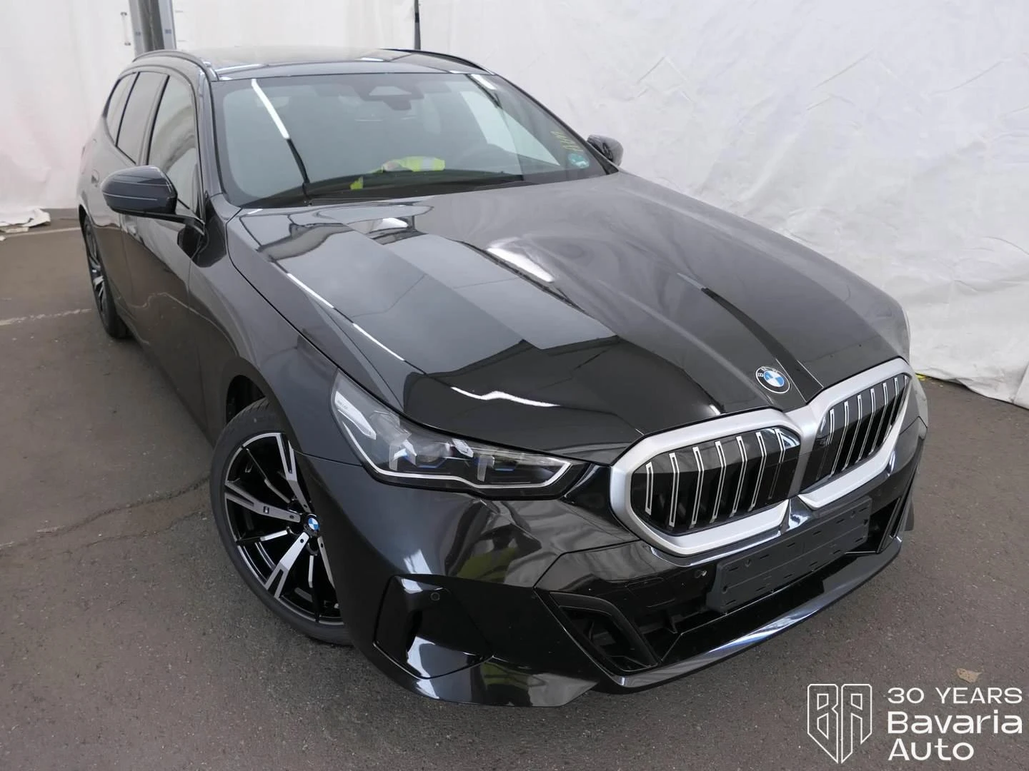 BMW 520 i Touring Steptronic, снимка 4 - Автомобили и джипове - 56395621