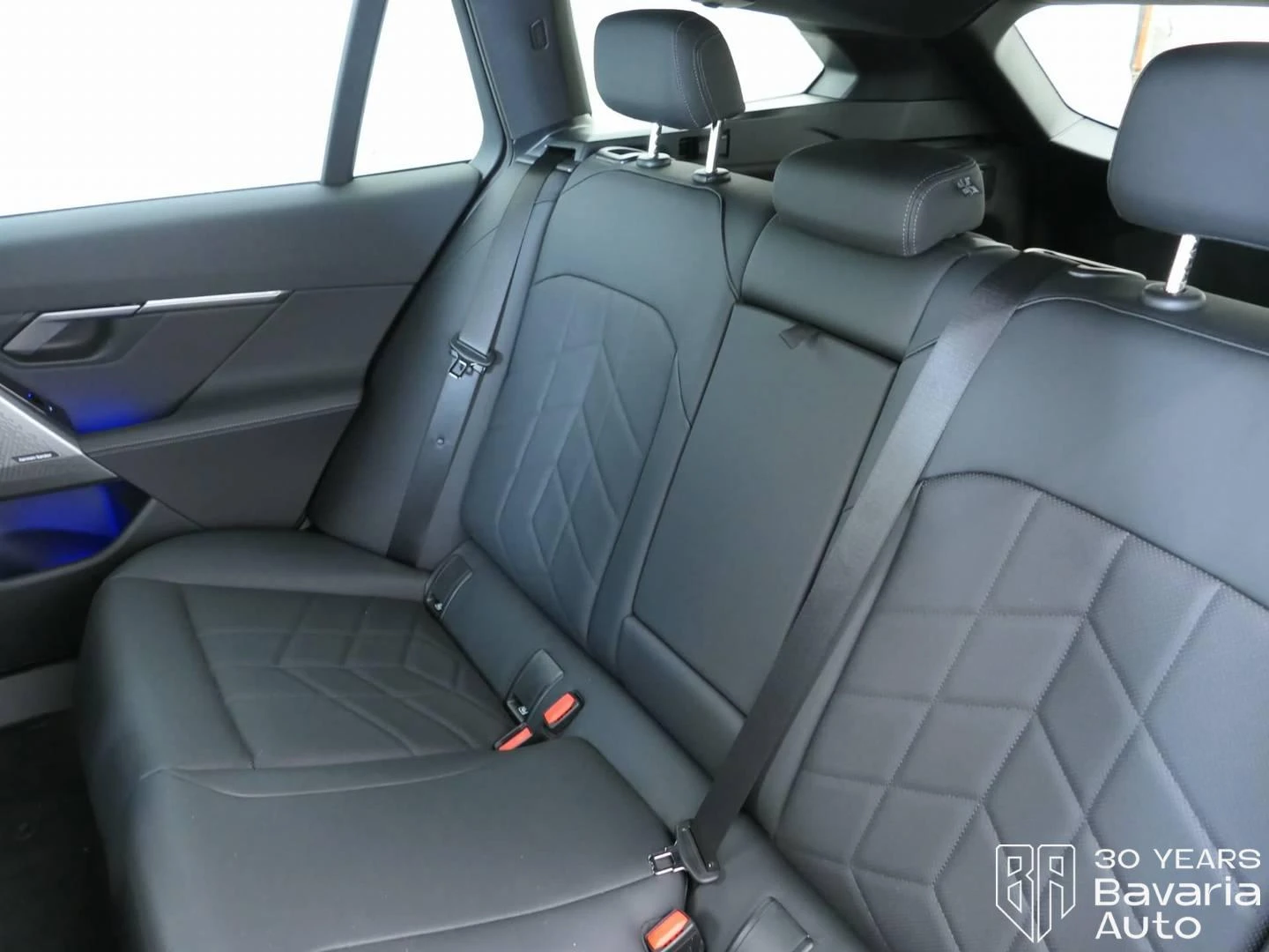 BMW 520 i Touring Steptronic, снимка 8 - Автомобили и джипове - 56395621