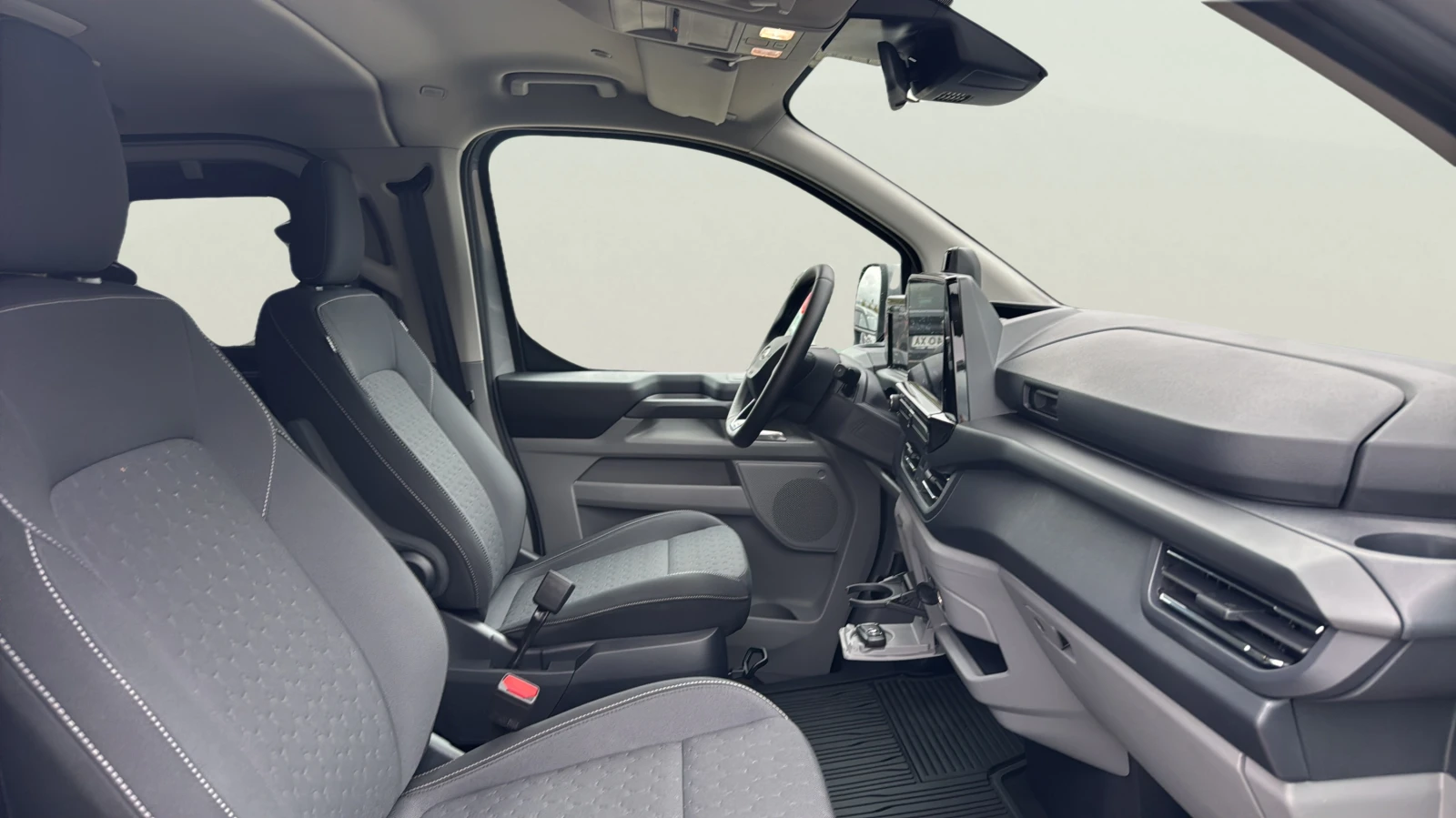 Ford Transit Custom 2.5 PHEV, снимка 12 - Автомобили и джипове - 56537324