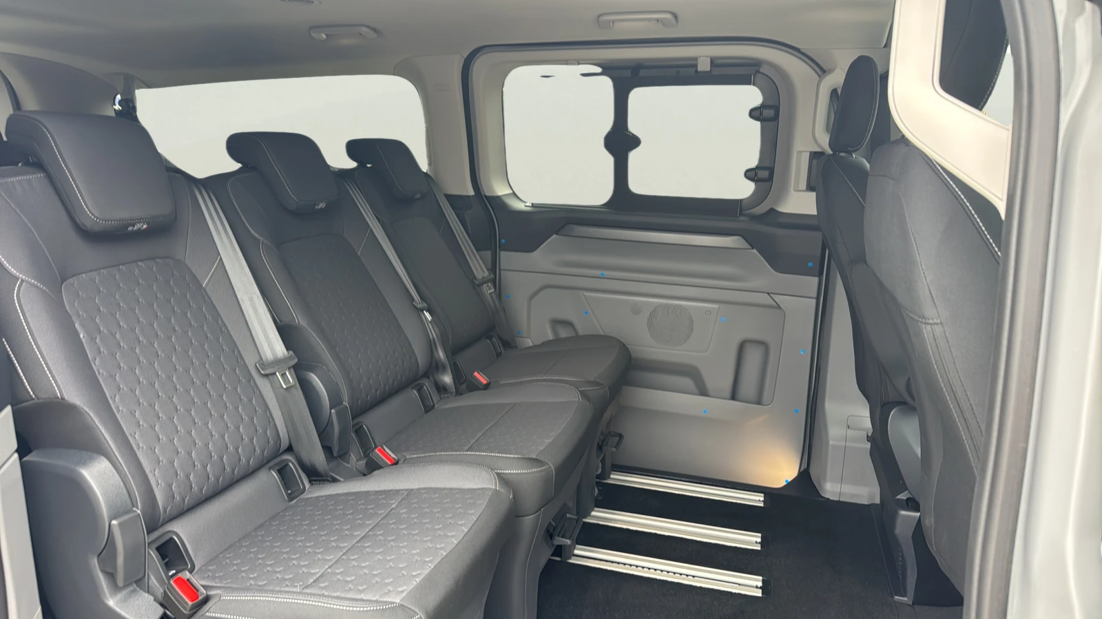 Ford Transit Custom 2.5 PHEV, снимка 14 - Автомобили и джипове - 56537324
