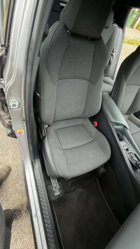 Toyota C-HR 1.8 HYBRID, снимка 12
