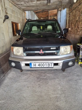  Mitsubishi Pajero pi...