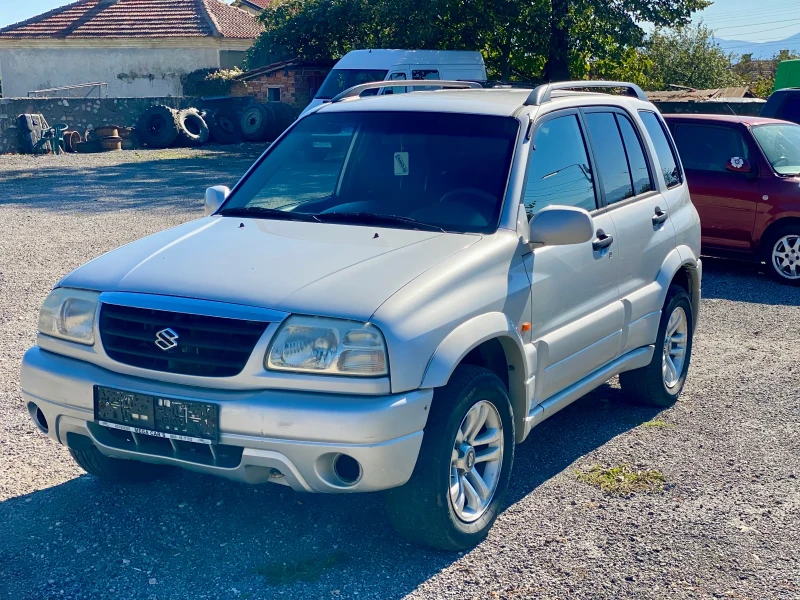 Suzuki Grand vitara 2.0 Уникат, снимка 2 - Автомобили и джипове - 47683152