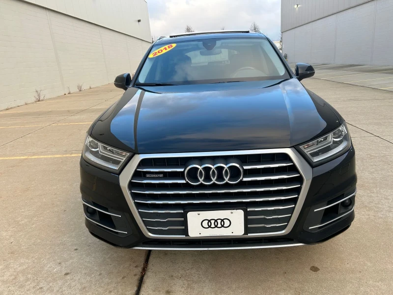 Audi Q7, снимка 2 - Автомобили и джипове - 48726136