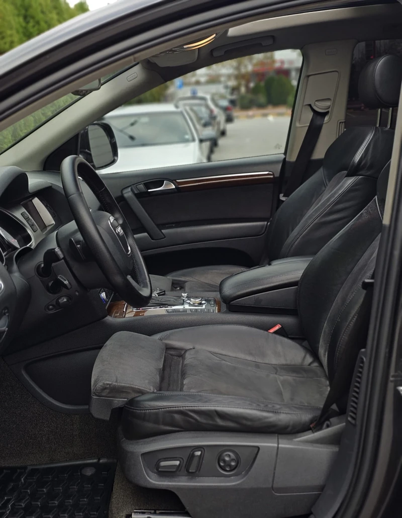Audi Q7 * 3.0TDI///KEYLESS///PANORAMA* , снимка 6 - Автомобили и джипове - 52324687