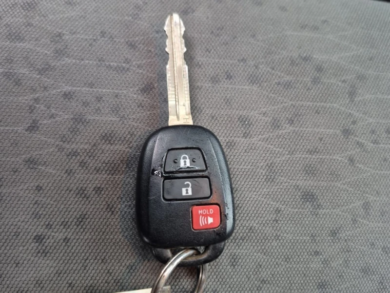 Toyota Tacoma * SR5 CREW CAB LONG BED * CARFAX * ЦЕНА ДО БГ, снимка 11 - Автомобили и джипове - 53019980