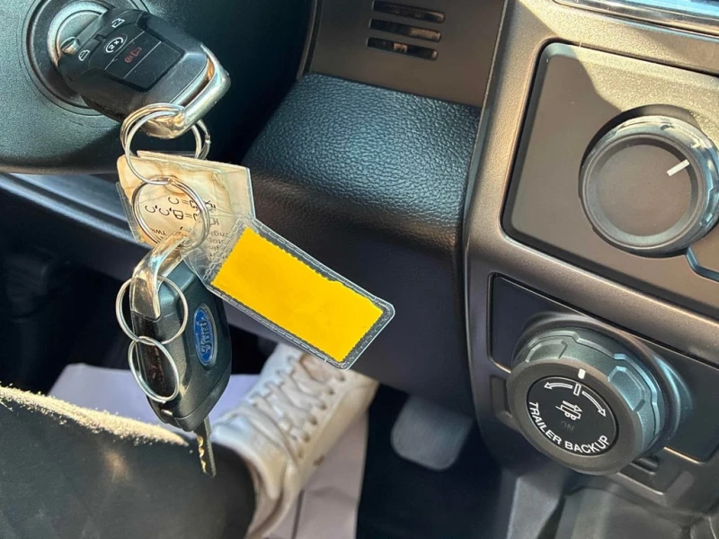 Ford F150 * 4WD SuperCrew * CARFAX * ФИНАНСИРАНЕ* КЛИП, снимка 17 - Автомобили и джипове - 53032276