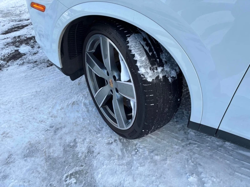 Porsche Cayenne  Coupe / CARFAX, снимка 6 - Автомобили и джипове - 53431161