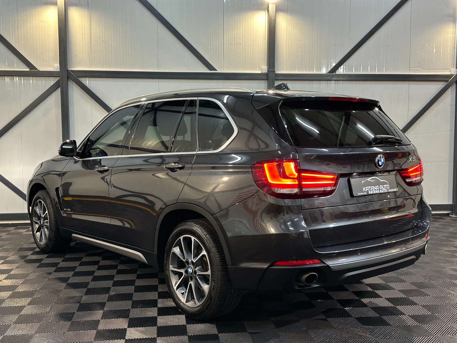 BMW X5 * xDrive35i* 360* HEADUP* МЪРТВИ ТОЧКИ* HARMAN/KAR, снимка 4 - Автомобили и джипове - 50609659