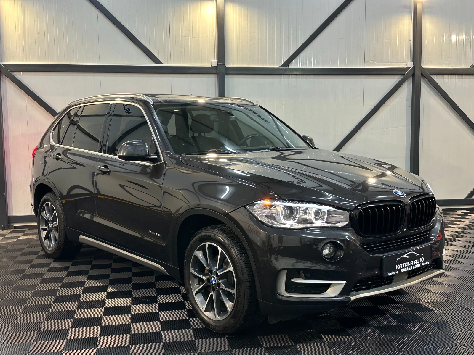 BMW X5 * xDrive35i* 360* HEADUP* МЪРТВИ ТОЧКИ* HARMAN/KAR, снимка 2 - Автомобили и джипове - 50609659