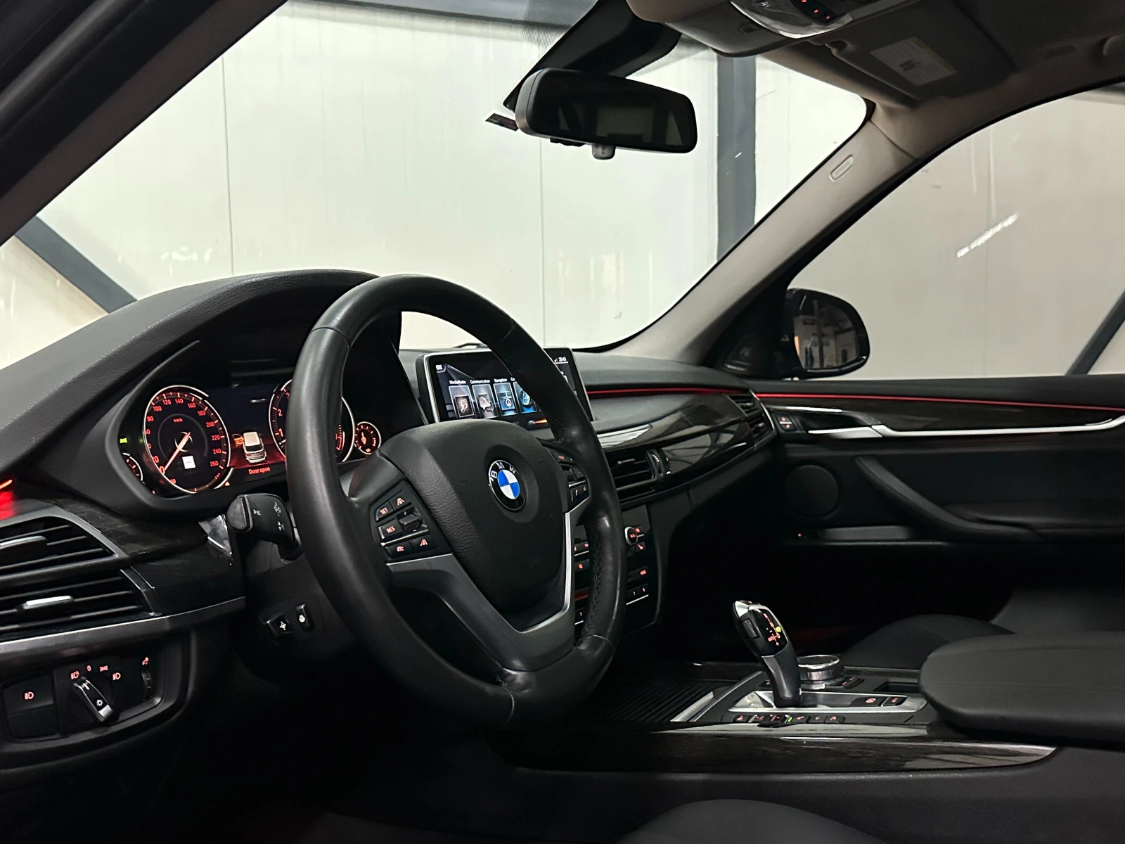 BMW X5 * xDrive35i* 360* HEADUP* МЪРТВИ ТОЧКИ* HARMAN/KAR, снимка 8 - Автомобили и джипове - 50609659