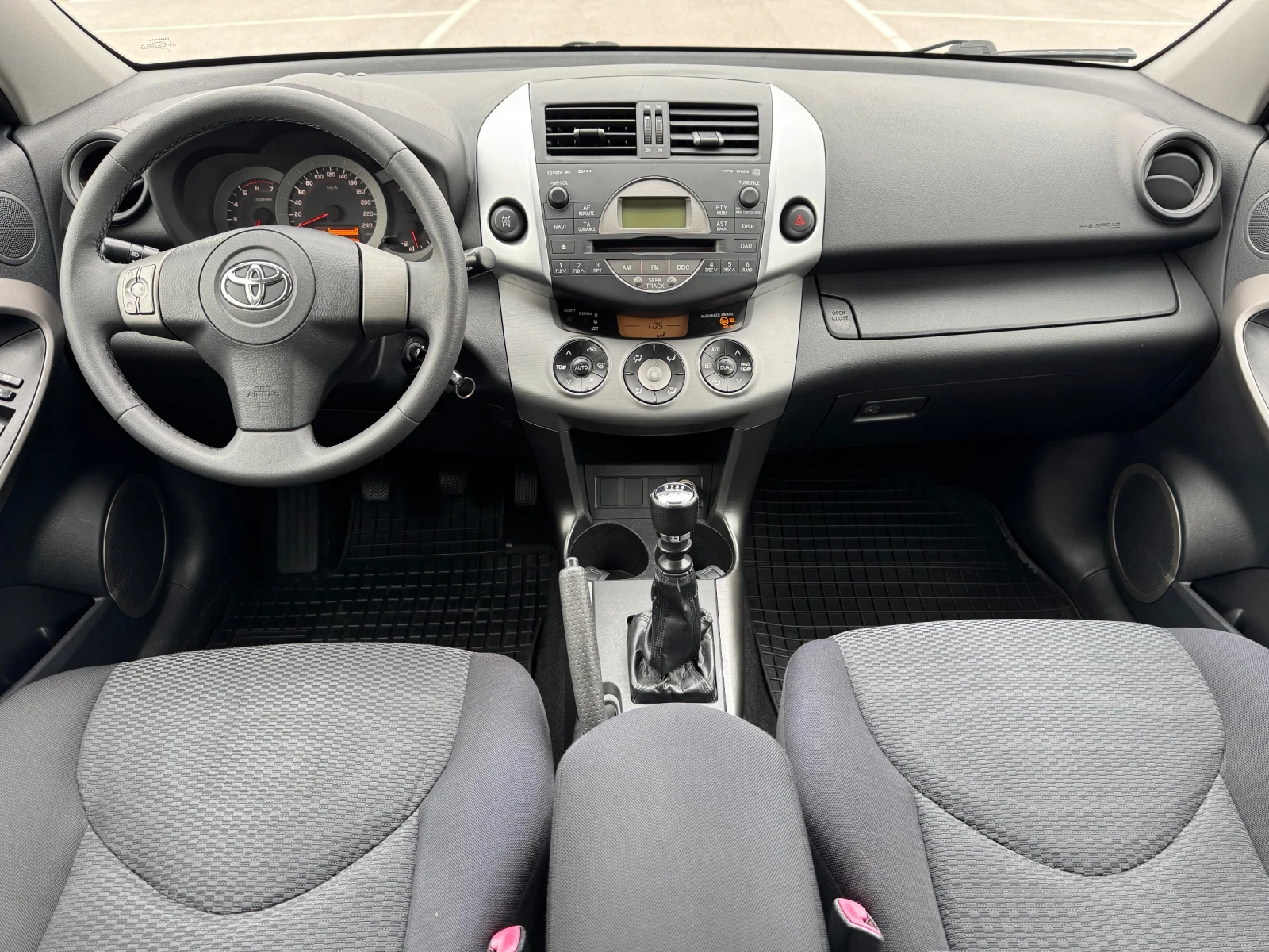 Toyota Rav4 2.2 D4D 136 h.p. 4x4 - LUXURY EDITION - изображение 10