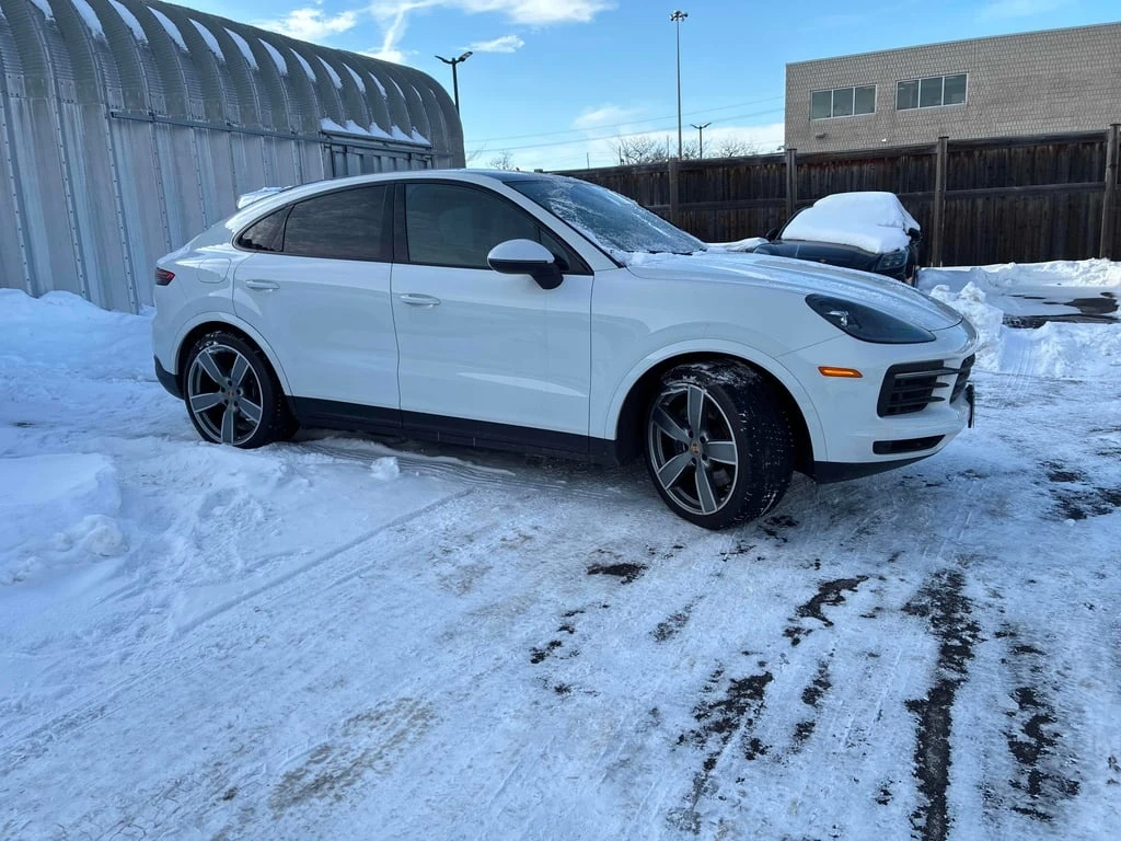 Porsche Cayenne  Coupe / CARFAX - изображение 3