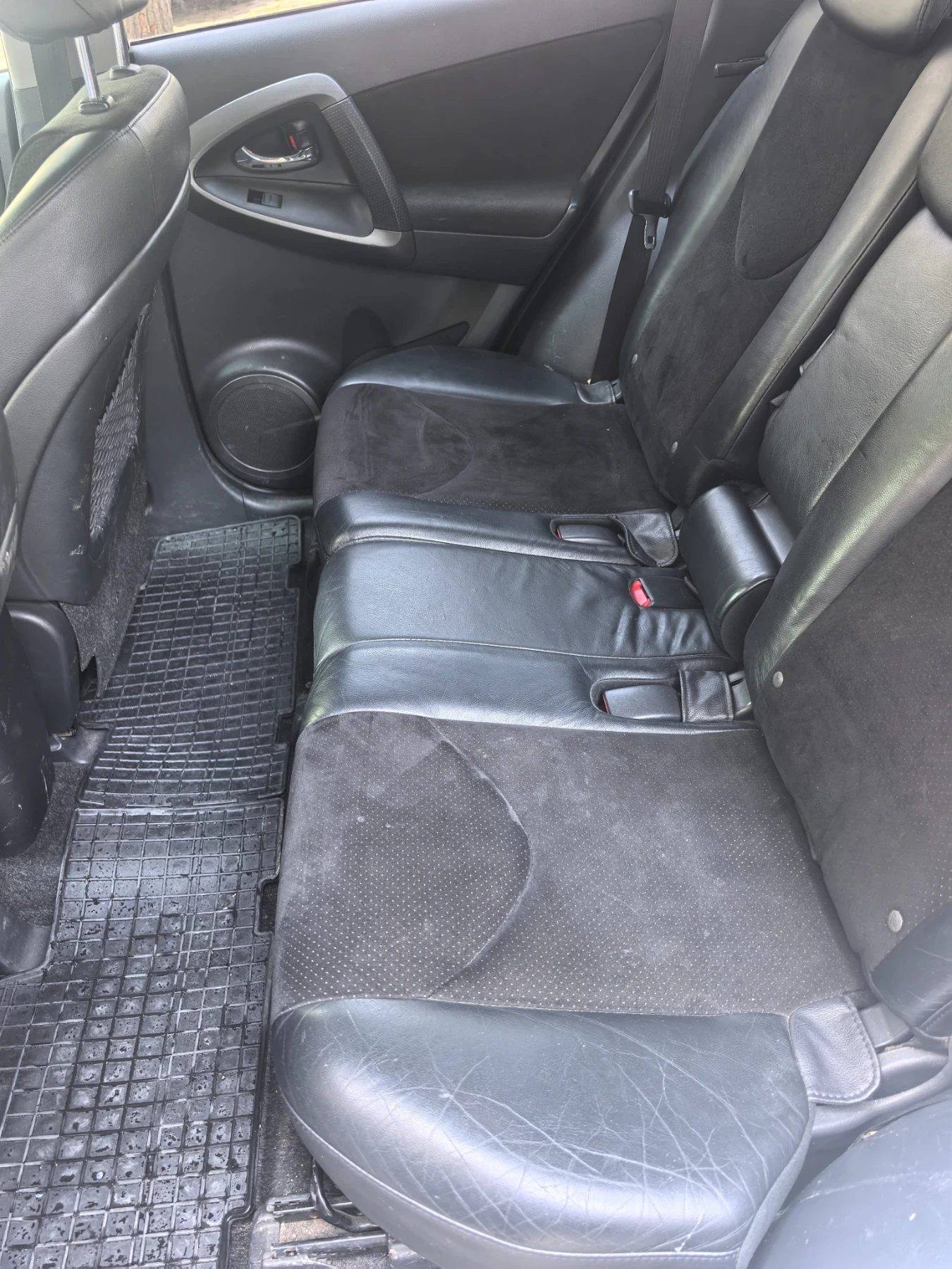 Toyota Rav4 D-CAT, снимка 9 - Автомобили и джипове - 54179914