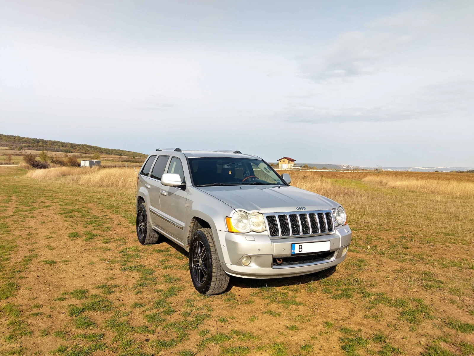 Jeep Grand cherokee, снимка 3 - Автомобили и джипове - 54215736