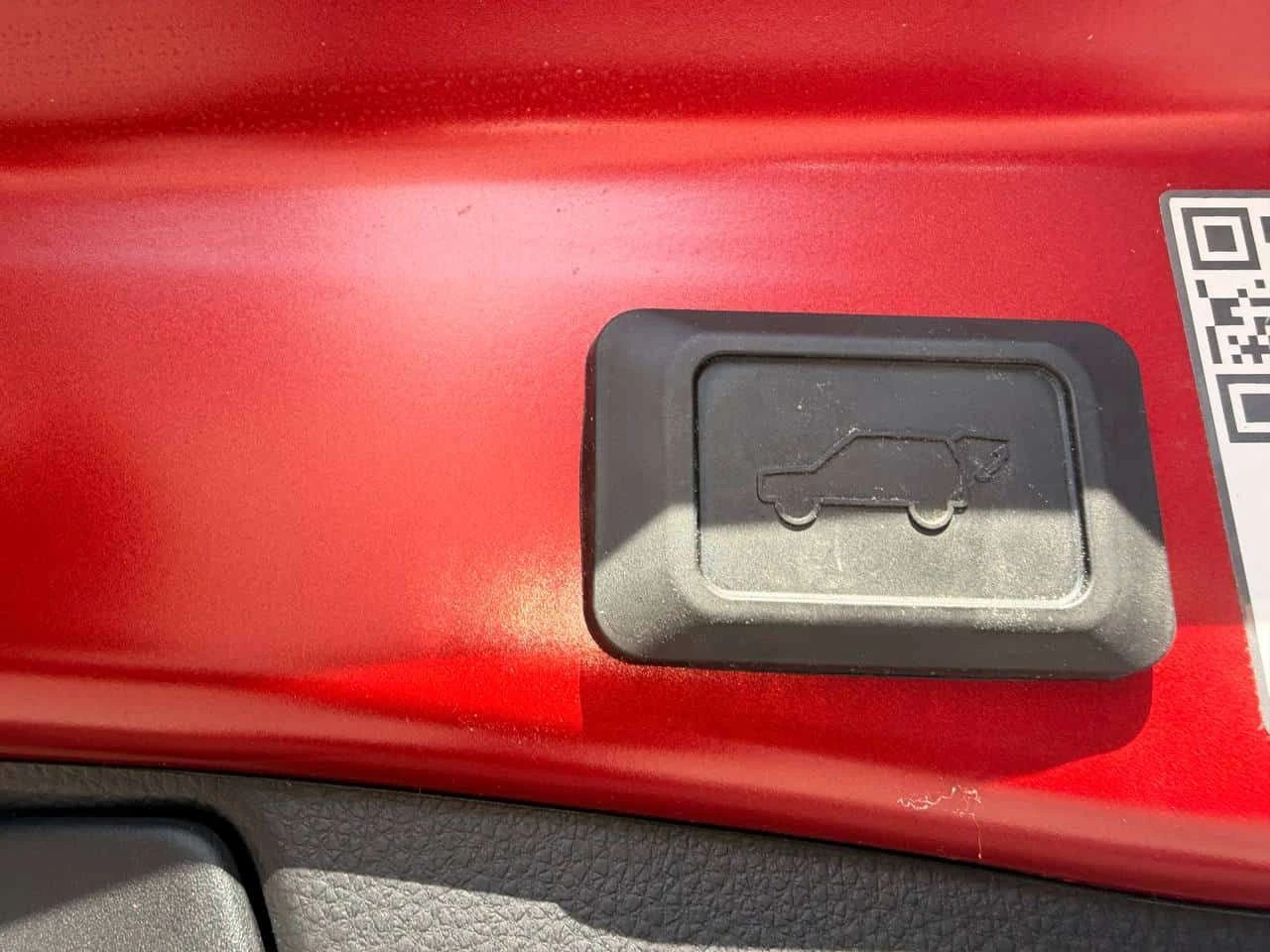 Toyota Rav4 XSE Hybrid AWD  CARFAX, снимка 11 - Автомобили и джипове - 54357394
