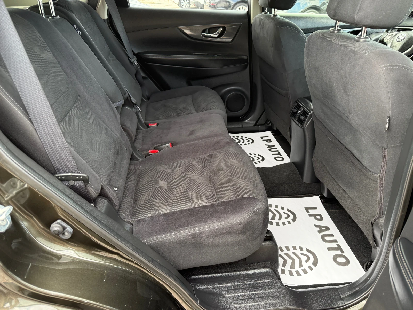 Nissan X-trail * 1.6* Dci* 130к.с* 4х4* 360cam* Premium* , снимка 10 - Автомобили и джипове - 54601040