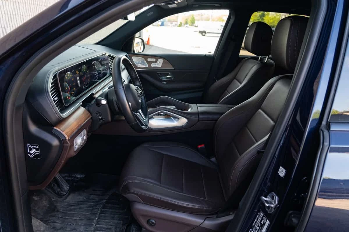 Mercedes-Benz GLE 350 BURMESTER * PANO * KEYLESS *  ПОДГРЕВИ * CARFAX, снимка 15 - Автомобили и джипове - 54793966