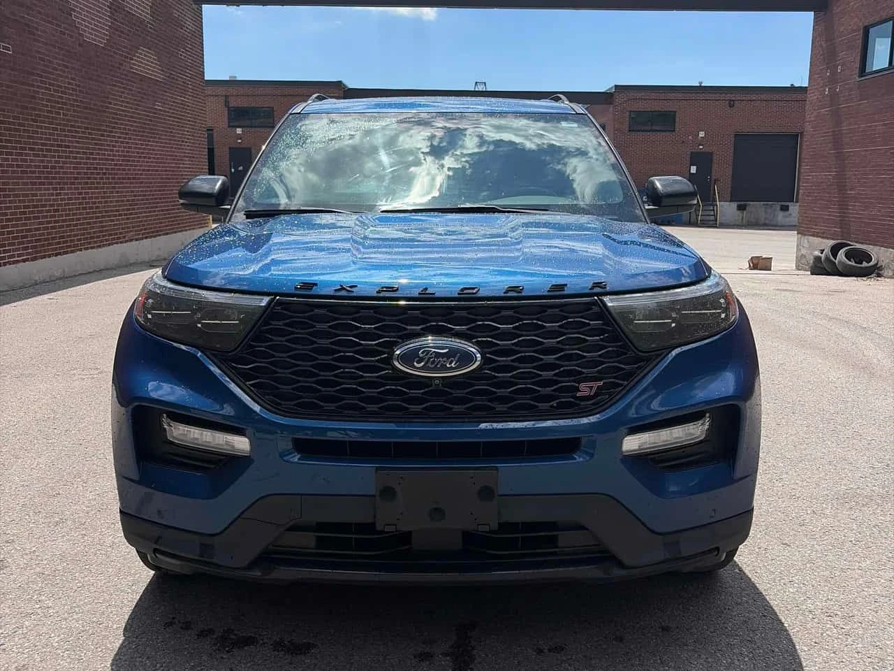 Ford Explorer * ST * ДИСТРОНИК/ОБДУХВАНЕ/ПАНОРАМА/360, снимка 2 - Автомобили и джипове - 55200525