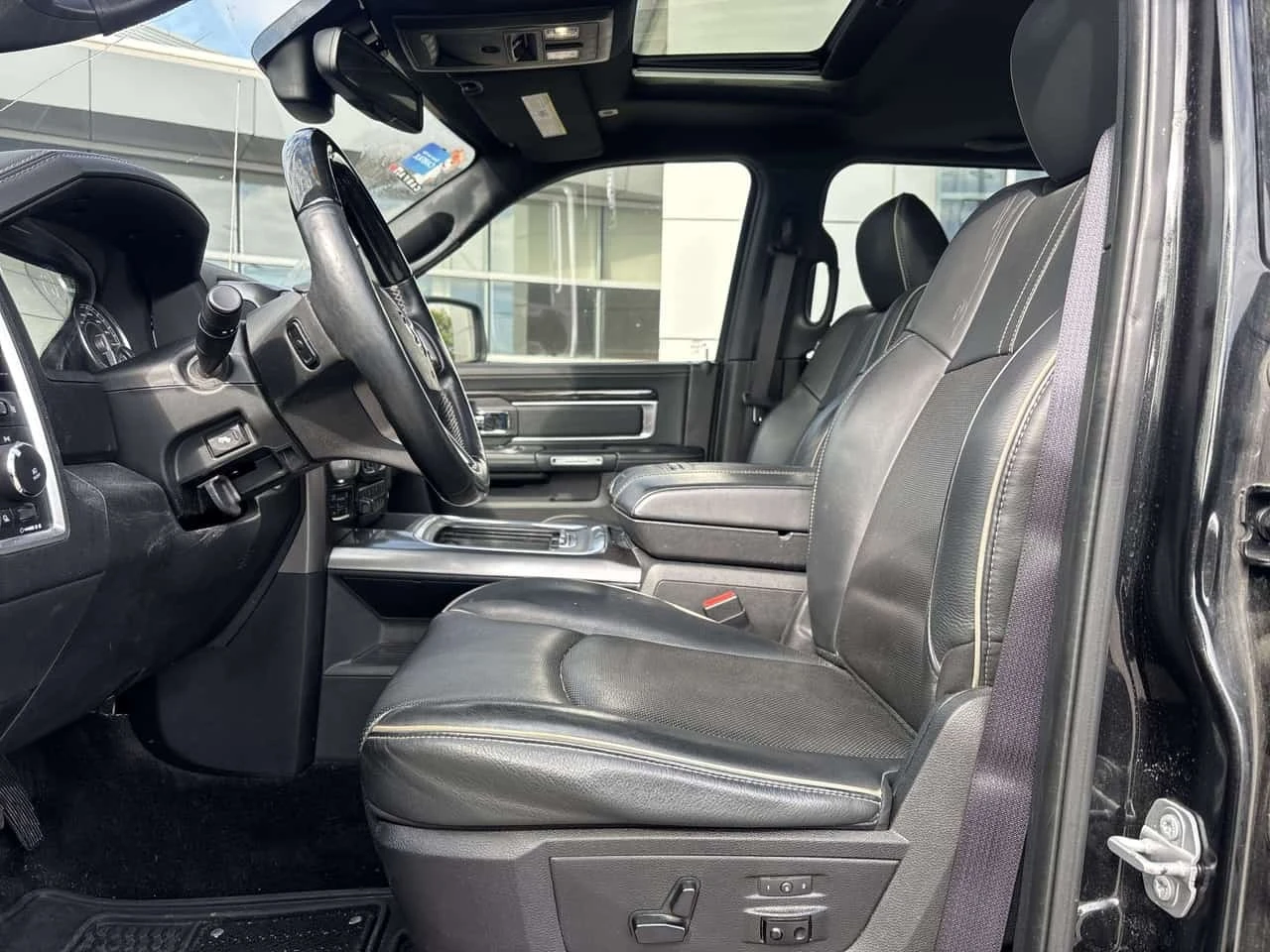 Dodge RAM 1500 5.7 HEMI * Limited * 4WD * 1 ���������� *  | Mobile.bg � ����������� 13