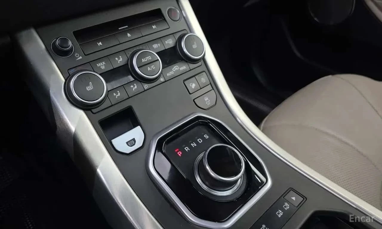 Land Rover Range Rover Evoque, снимка 9 - Автомобили и джипове - 56716678