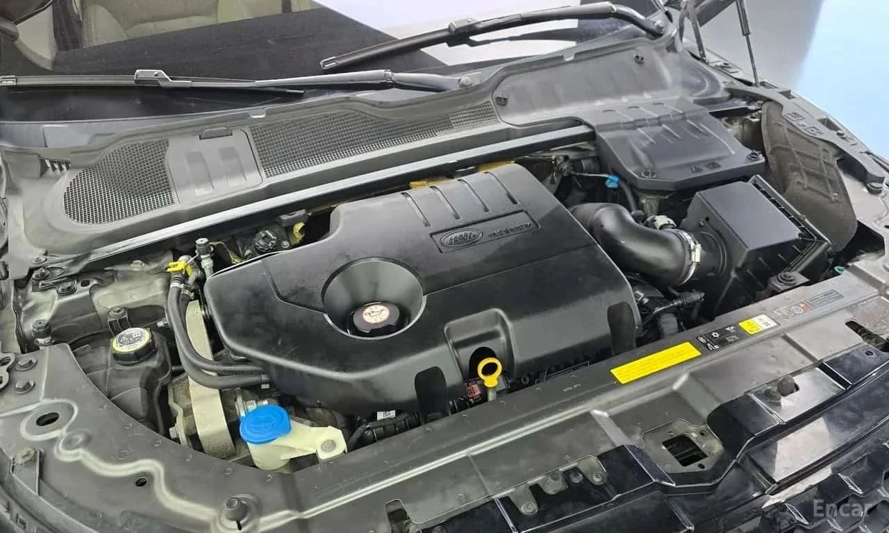 Land Rover Range Rover Evoque, снимка 6 - Автомобили и джипове - 56716678