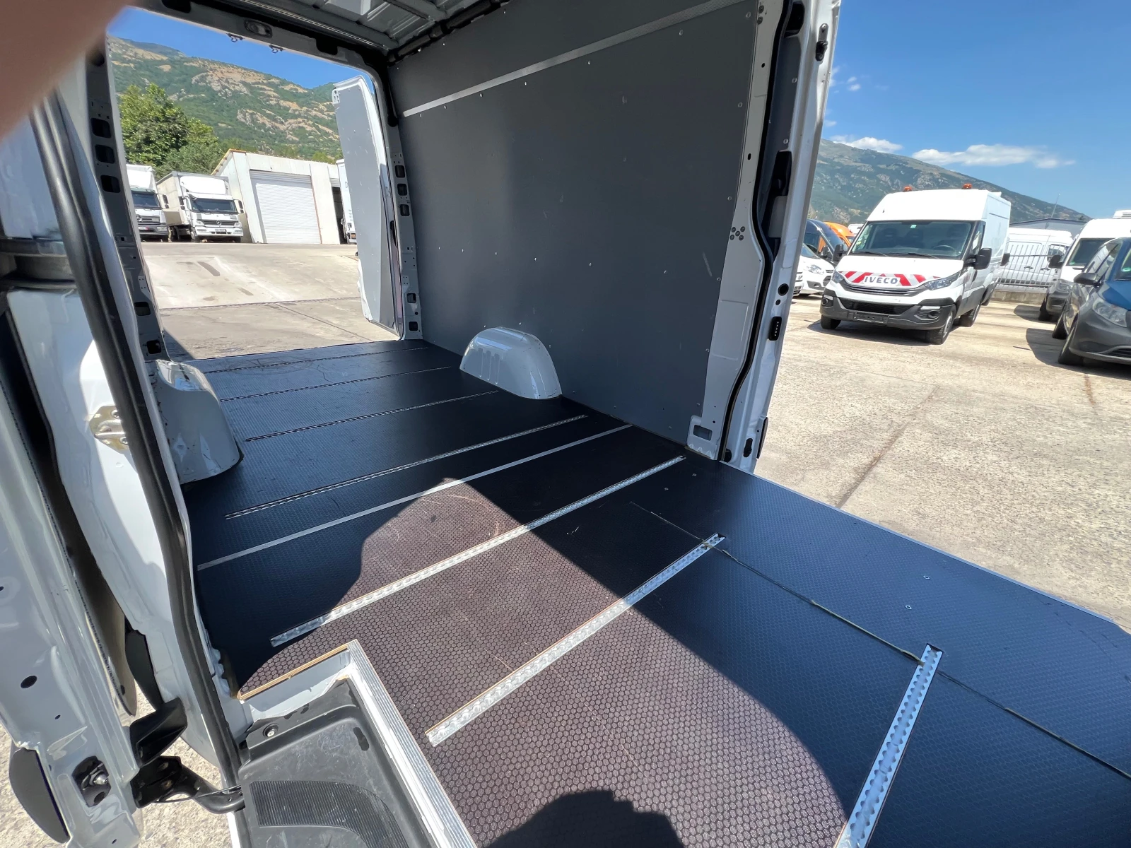 Mercedes-Benz Sprinter 316 MAXI , 2 СТРАНИЧ ВРАТИ , EURO6 B , FULL  - изображение 8