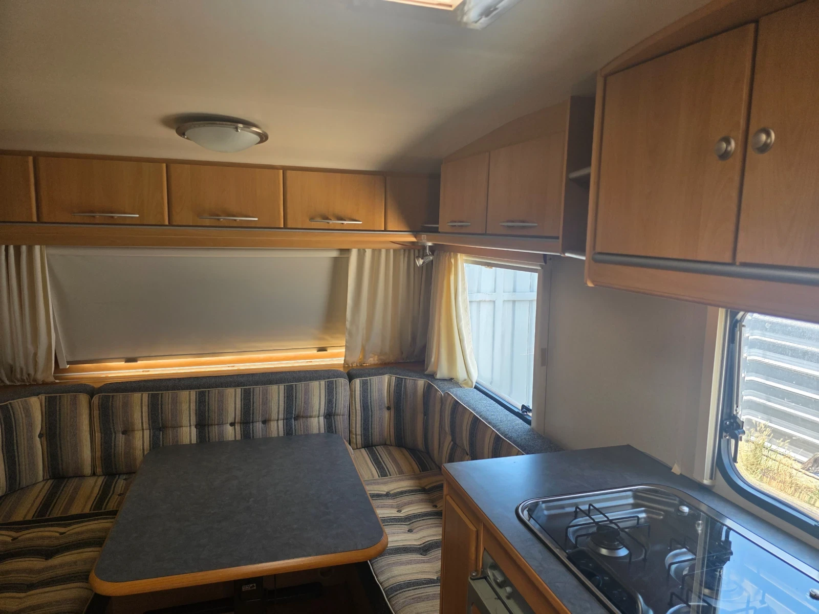 Каравана Adria ALTEA 6м, снимка 10 - Каравани и кемпери - 55159810