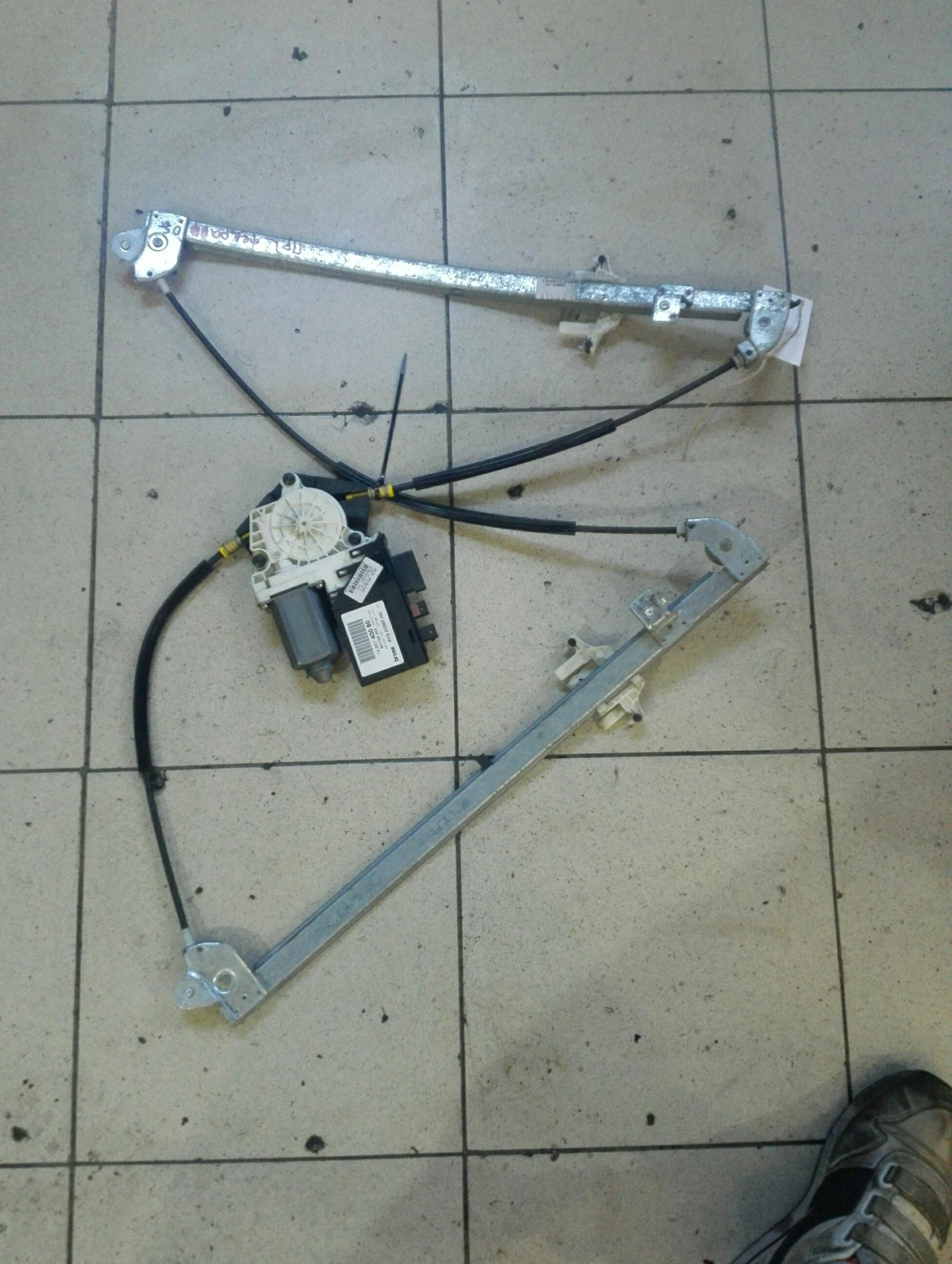 �� ������� ������ (��������������) ������ ���� ������ ����� 05�. | Mobile.bg � ����������� 1