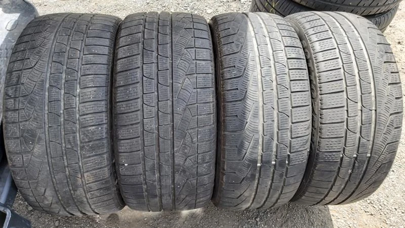 Гуми Зимни 275/35R20, снимка 1 - Гуми и джанти - 29279108