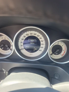 Mercedes-Benz E 250 4 MATIC, снимка 15
