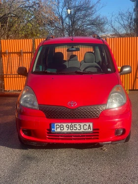  Toyota Yaris verso