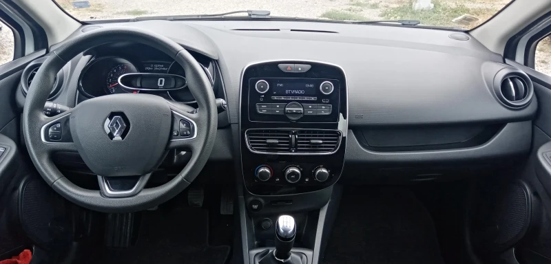 Renault Clio 1.2i, снимка 10 - Автомобили и джипове - 47214090