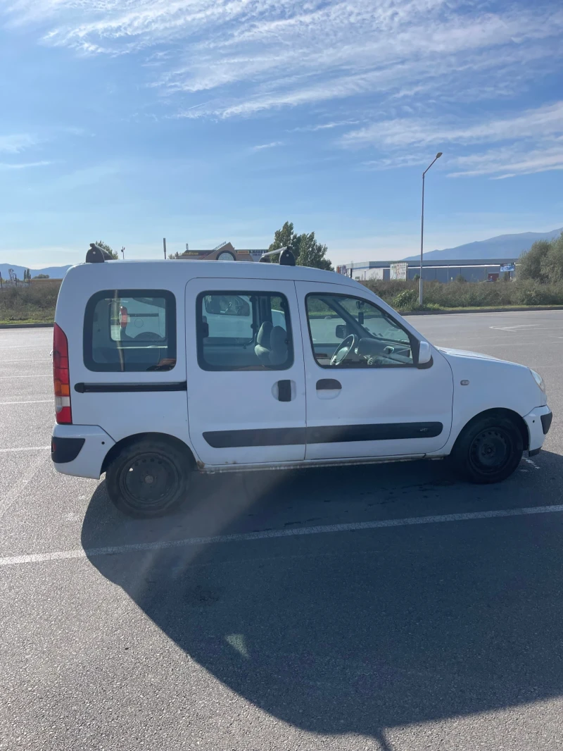 Renault Kangoo, снимка 3 - Автомобили и джипове - 47717489