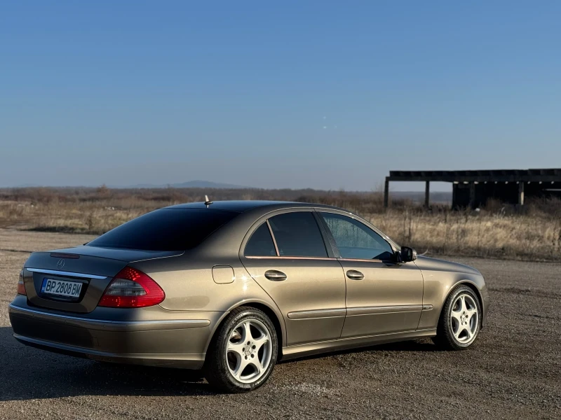 Mercedes-Benz E 200 CDI, снимка 6 - Автомобили и джипове - 48729352