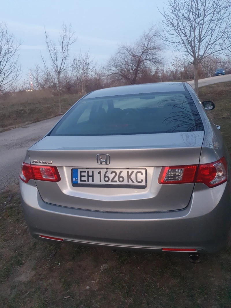 Honda Accord, снимка 10 - Автомобили и джипове - 48729344