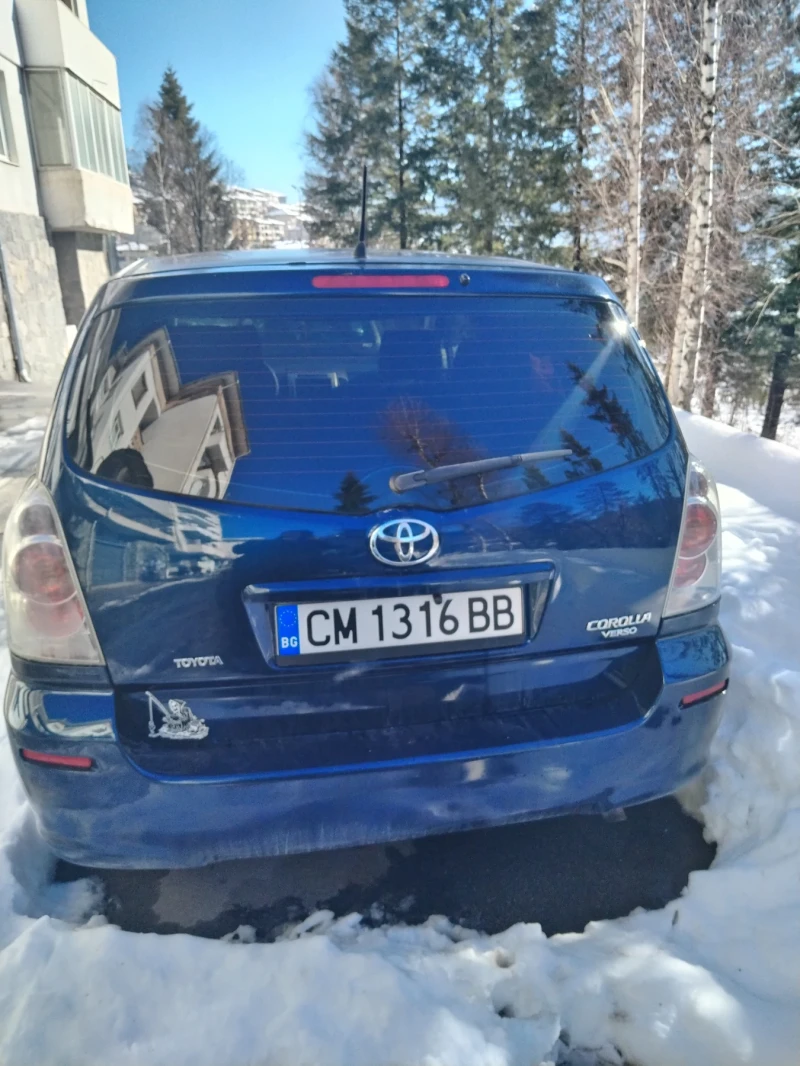 Toyota Corolla verso Хечбек , снимка 5 - Автомобили и джипове - 48729633