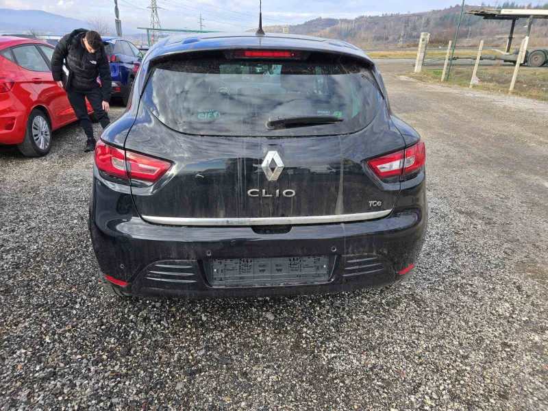 Renault Clio 0.9 TCe, снимка 7 - Автомобили и джипове - 48789395