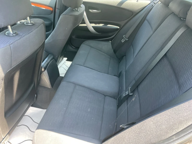 BMW 118 d///ЛИЗИНГ!!!ПЪЛНА ИСТОРИЯ В БМВ///КСЕНОН//ШИБЕДАХ, снимка 8 - Автомобили и джипове - 52710742