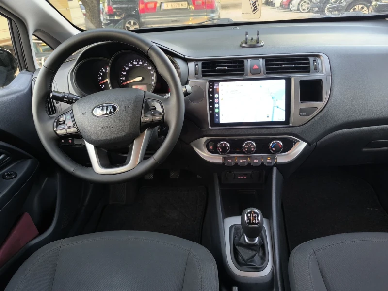 Kia Rio 6sk. Navi , снимка 11 - Автомобили и джипове - 51358326
