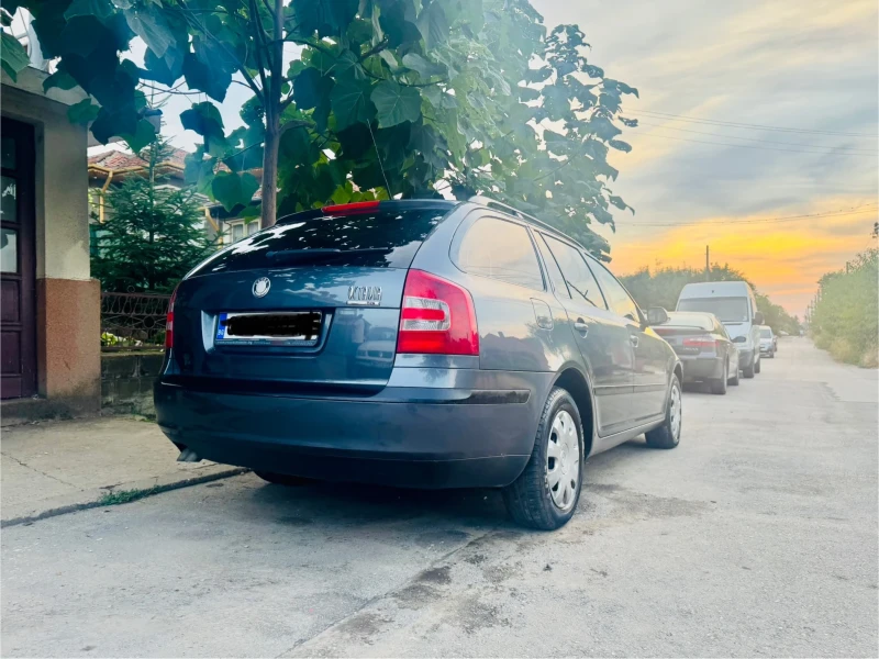 Skoda Octavia, снимка 10 - Автомобили и джипове - 51635996