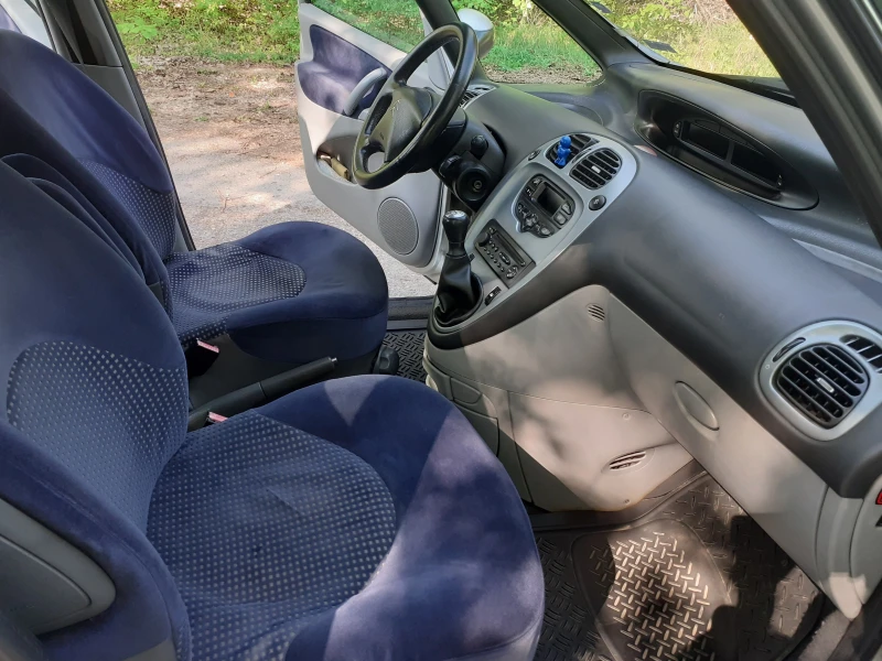 Citroen Xsara picasso Мини ван, снимка 14 - Автомобили и джипове - 52680238